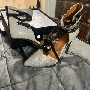 Rebecca Minkoff size 10, tan, used